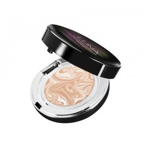 Phấn nền ướt giàu dưỡng chất Luna